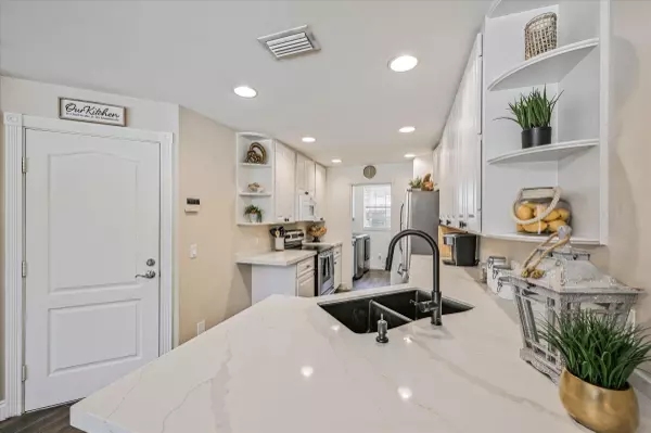 Palm Beach Gardens, FL 33410,187 Santa Barbara WAY