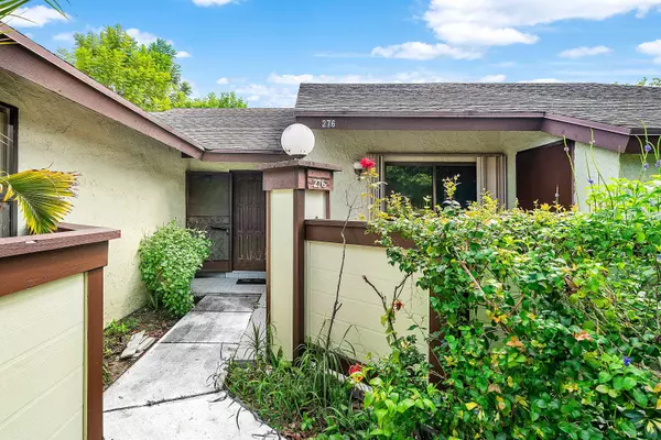 Royal Palm Beach, FL 33411,276 Beaver Dam CT