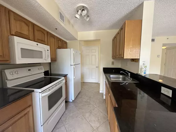 Coconut Creek, FL 33073,3874 Lyons RD 209-6