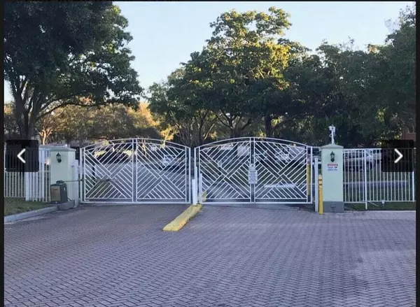 1215 Crystal WAY N, Delray Beach, FL 33444