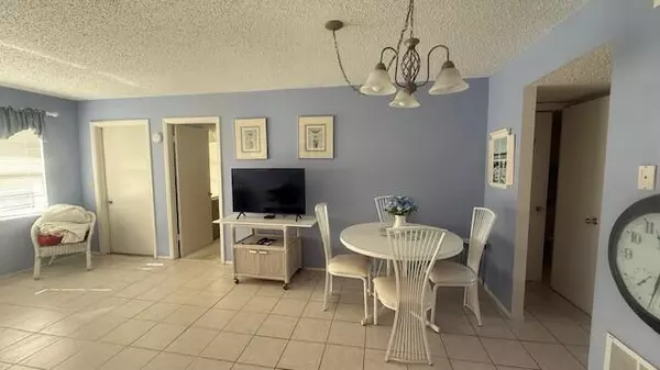 West Palm Beach, FL 33411,108 Lake Dora DR