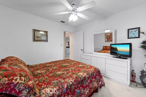 Delray Beach, FL 33484,6126 Sunny Pointe CIR