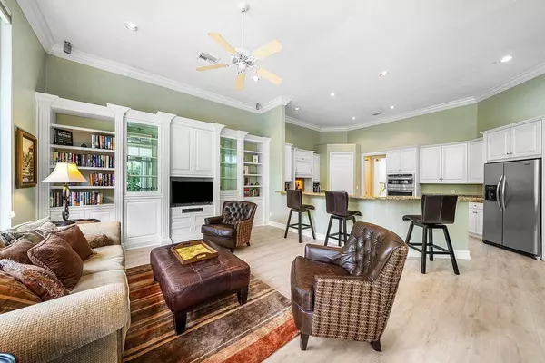 Delray Beach, FL 33445,2560 Whispering Oaks LN