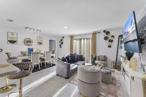 Port Saint Lucie, FL 34953,1122 SW Del Rio BLVD