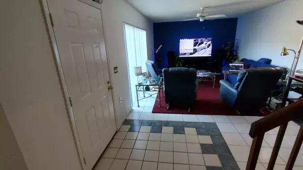 Stuart, FL 34997,5646 SE Windsong LN 415