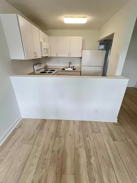 85 Andover D, West Palm Beach, FL 33417