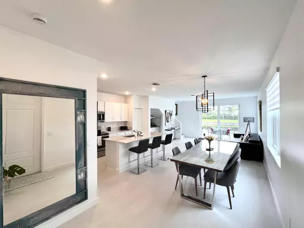 Lake Worth, FL 33463,5409 Flannigan WAY