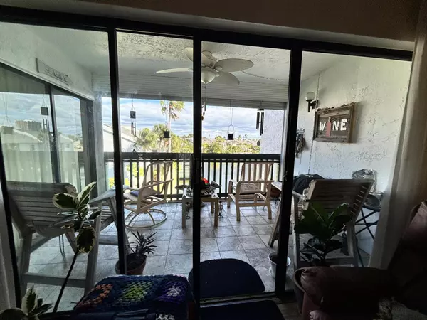 Fort Pierce, FL 34949,2400 S Ocean DR 6434