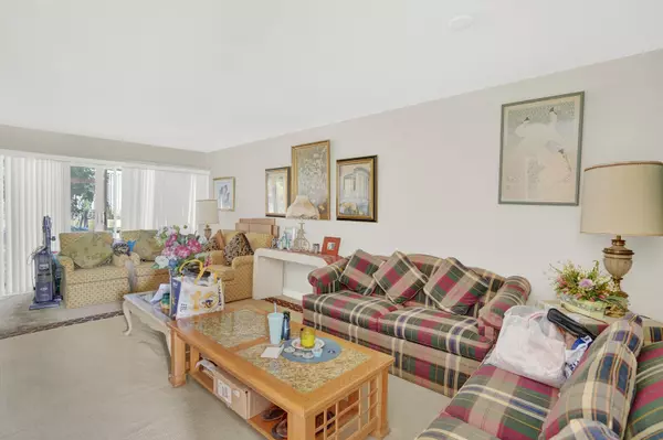 Lake Park, FL 33403,1505 Crescent CIR A11