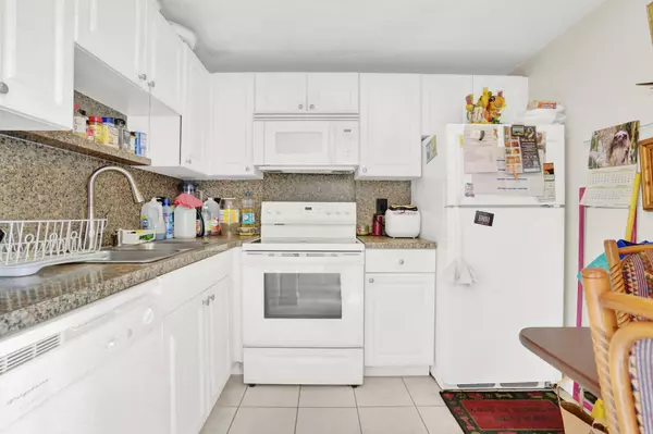 Lake Park, FL 33403,1505 Crescent CIR A11