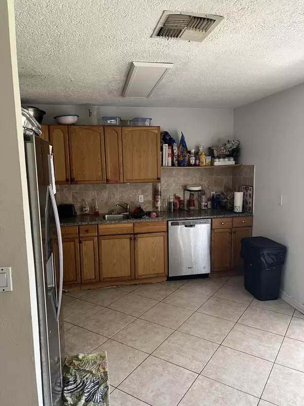 Lake Worth, FL 33463,4700 Todd ST