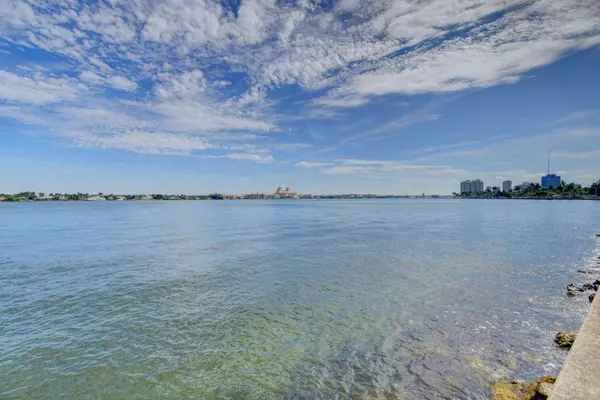 West Palm Beach, FL 33407,1801 N Flagler DR 735