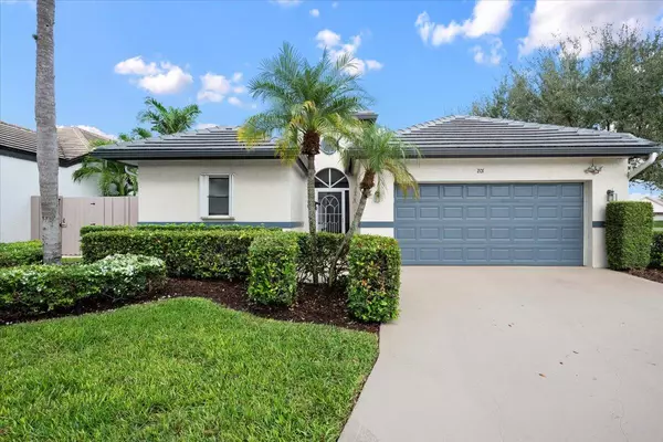 201 Citrus TRL, Boynton Beach, FL 33436