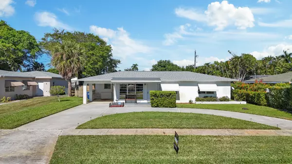 225 E Ilex DR, Lake Park, FL 33403