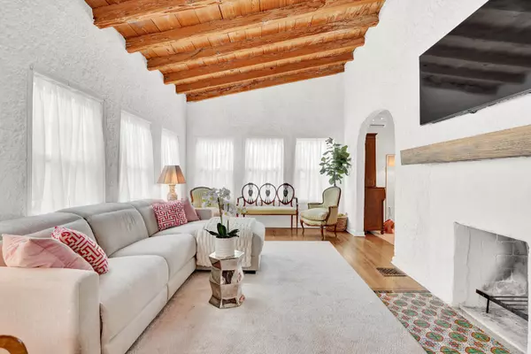 West Palm Beach, FL 33407,529 34th ST