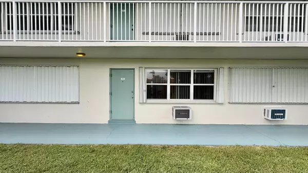 Boynton Beach, FL 33435,480 W Horizons 110