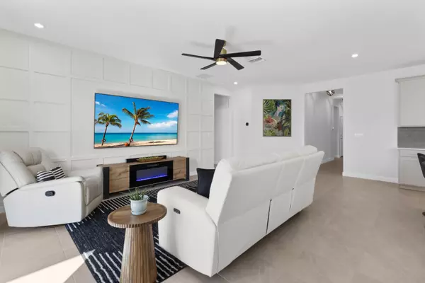 Port Saint Lucie, FL 34987,14132 SW Enzi WAY