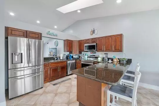 West Palm Beach, FL 33417,4085 Clearview TER