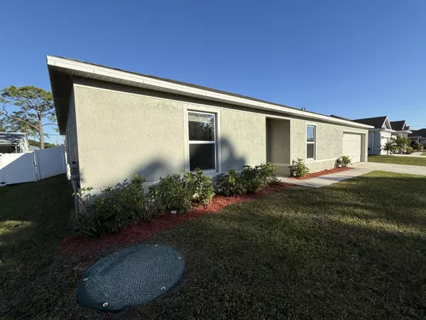 Port Saint Lucie, FL 34984,205 SW Chelsea TER