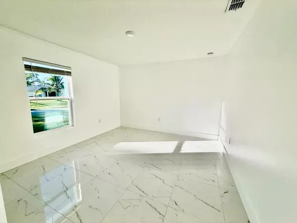 Port Saint Lucie, FL 34984,205 SW Chelsea TER