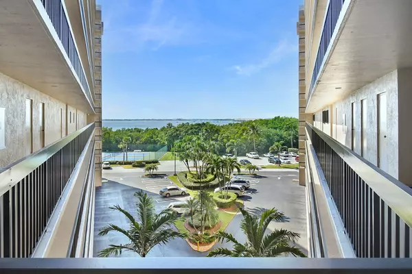 Fort Pierce, FL 34949,801 S Ocean DR 506