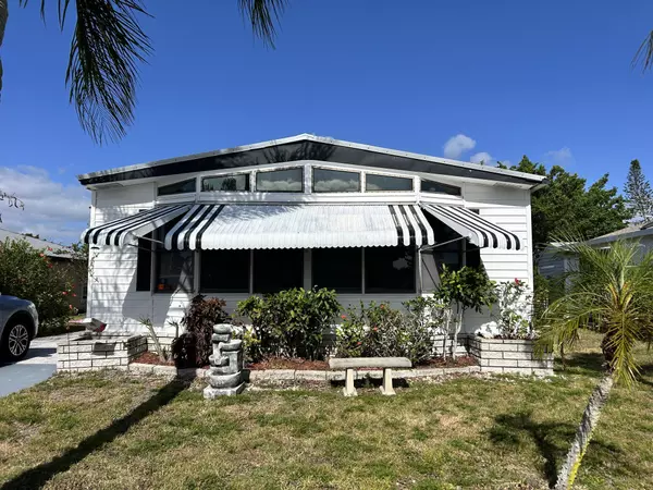 Fort Pierce, FL 34951,4 San Roberto