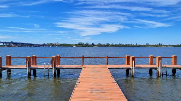 Palm Beach, FL 33480,2840 S Ocean BLVD 3020