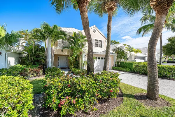 Palm Beach Gardens, FL 33418,8 Windsor LN
