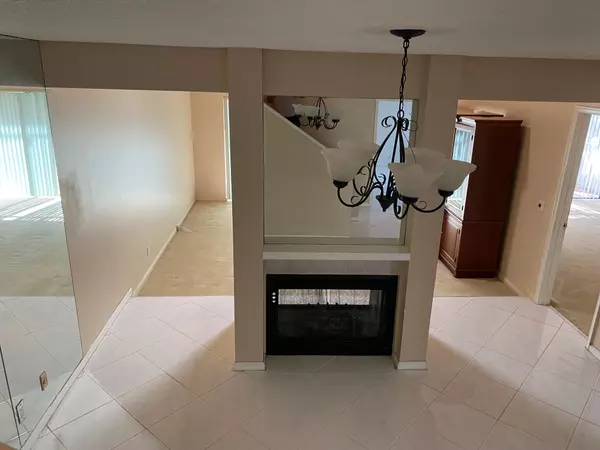 Palm Beach Gardens, FL 33418,22 W Balfour RD