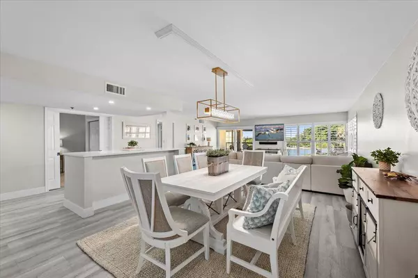 North Palm Beach, FL 33408,364 Golfview RD 405