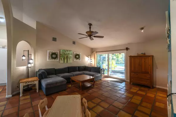 Loxahatchee, FL 33470,18726 N 50th ST