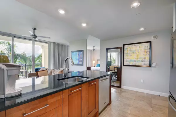 Singer Island, FL 33404,3800 N Ocean DR 518