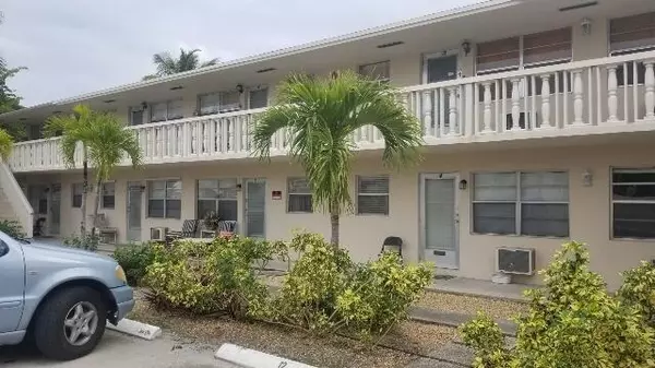 Lake Worth Beach, FL 33460,201 S J ST 8