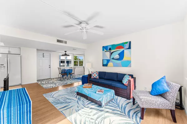 Boynton Beach, FL 33435,1810 New Palm WAY 216