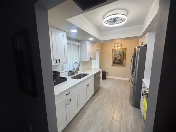 6313 Tall Cypress CIR, Greenacres, FL 33463