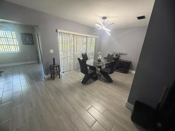 Greenacres, FL 33463,6313 Tall Cypress CIR