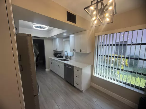 Greenacres, FL 33463,6313 Tall Cypress CIR