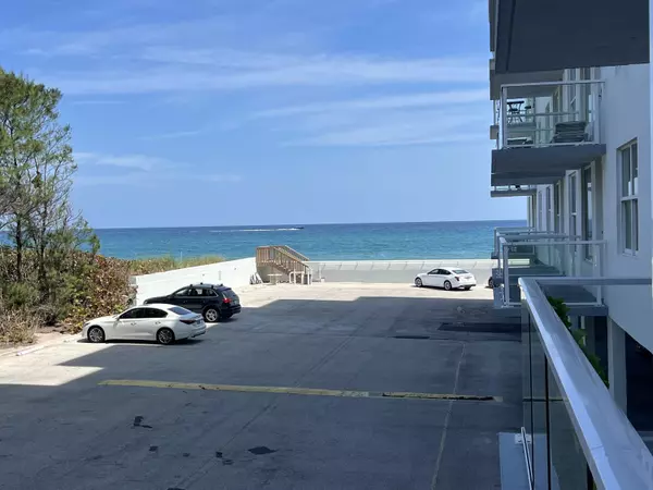 Palm Beach, FL 33480,3450 S S Ocean BLVD 1040