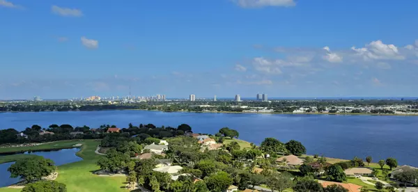 West Palm Beach, FL 33401,1900 Consulate PL 2201