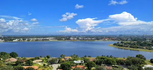 West Palm Beach, FL 33401,1900 Consulate PL 2201