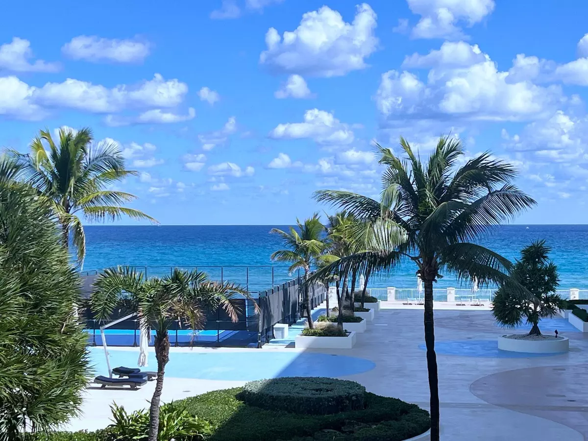 South Palm Beach, FL 33480,3546 S Ocean BLVD 422