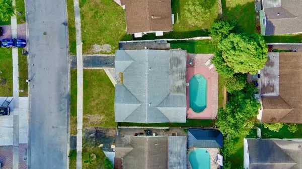 Boca Raton, FL 33428,22710 SW 65th CIR