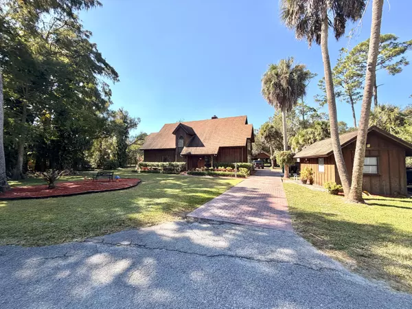 Okeechobee, FL 34974,505 SE 18th WAY