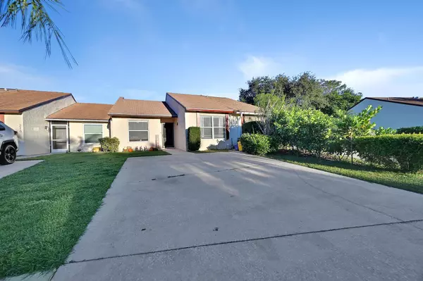 Jupiter, FL 33458,214 Palmetto CT