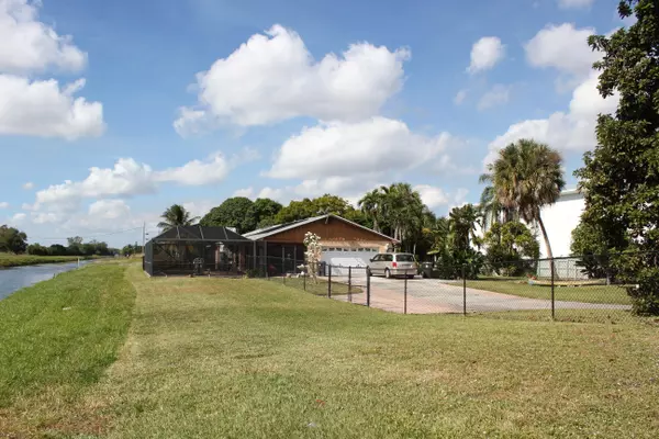 Lake Worth, FL 33461,4981 Serafica DR