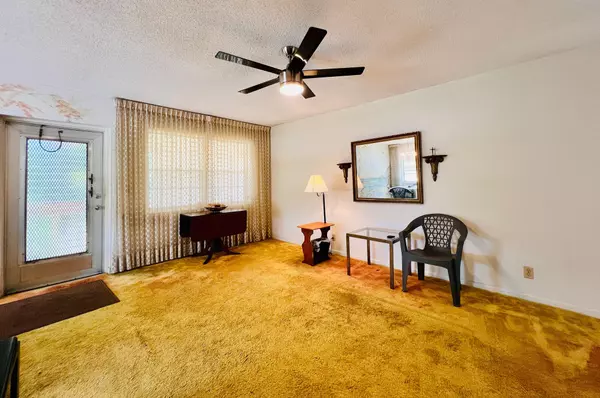 West Palm Beach, FL 33417,66 Andover C