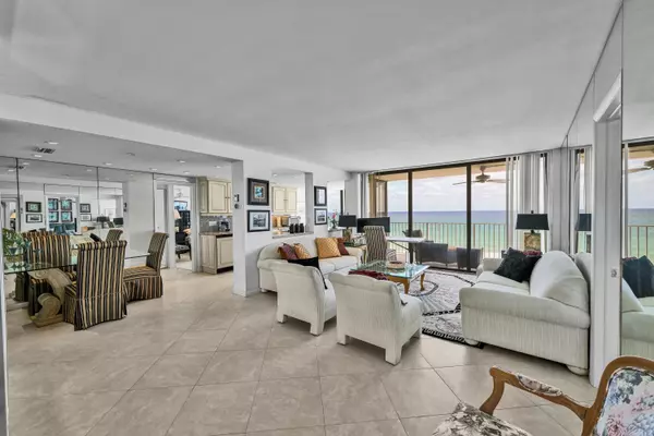 South Palm Beach, FL 33480,3590 S Ocean BLVD 703