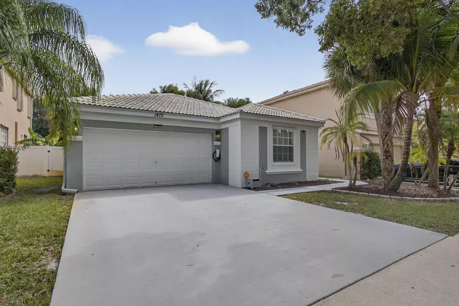 1475 Running Oak LN, Royal Palm Beach, FL 33411