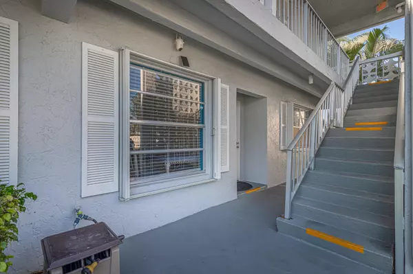 Delray Beach, FL 33445,2920 SW 15th ST 104