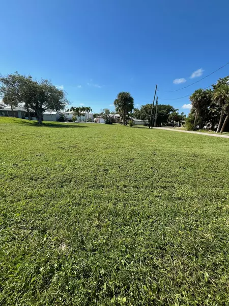 0 Coral CIR, Fort Pierce, FL 34949